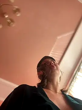 Snapshot of Flossy_Vettie chatting on 11/07/25, 10:42 Flossy Vettie online show from 11/07/25, 10:42