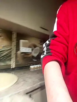 Snapshot of Flossy_Vettie chatting on 12/17/25, 04:06 Flossy Vettie online show from 12/17/25, 04:06