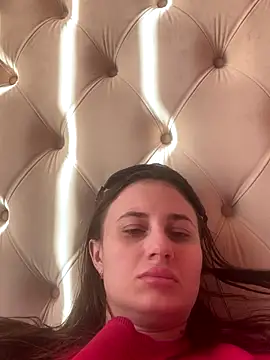 Snapshot of Flossy_Vettie chatting on 10/31/25, 12:46 Flossy Vettie online show from 10/31/25, 12:46