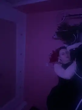 Flossy Vettie online show from 03/09/26, 12:25