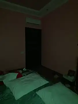 Flossy Vettie online show from 04/03/26, 03:24