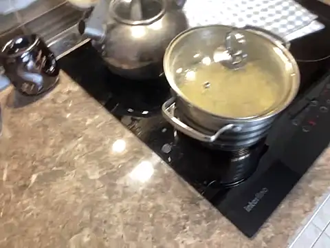 Snapshot of Flossy_Vettie chatting on 11/05/25, 11:24 Flossy Vettie online show from 11/05/25, 11:24