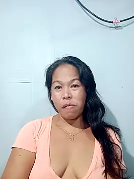 Snapshot of yummytitsxxx168 chatting on 02/19/26, 07:38 yummytitsxxx168 online show from 02/19/26, 07:38