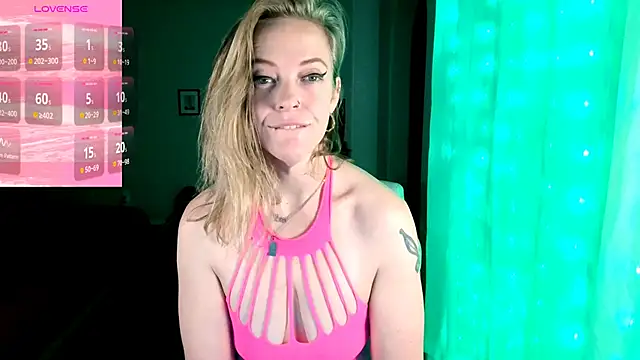 britteebee online show from 10/18/25, 09:44