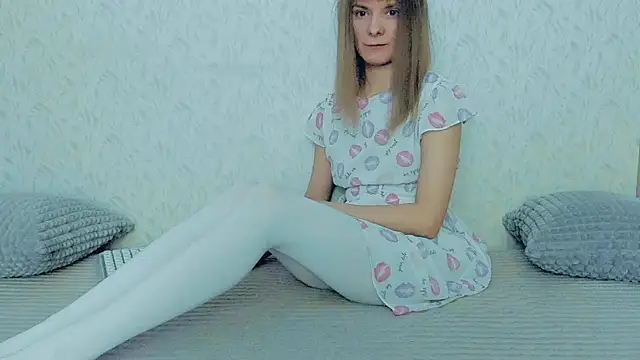 Snapshot of YourCaramel chatting on 02/11/25, 05:37 YourCaramel online show from 02/11/25, 05:37