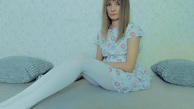 Snapshot of YourCaramel chatting on 03/03/25, 11:44 YourCaramel online show from 03/03/25, 11:44