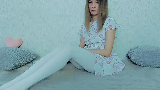 Snapshot of YourCaramel chatting on 02/18/25, 06:59 YourCaramel online show from 02/18/25, 06:59