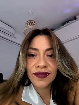 SamyJones9 online show from 11/01/25, 05:14