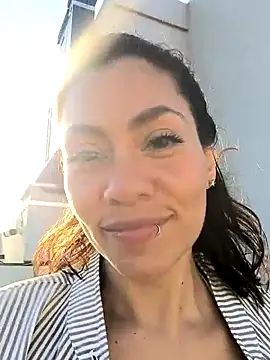 SamyJones9 online show from 12/21/25, 09:48