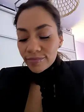 SamyJones9 online show from 11/02/25, 11:54