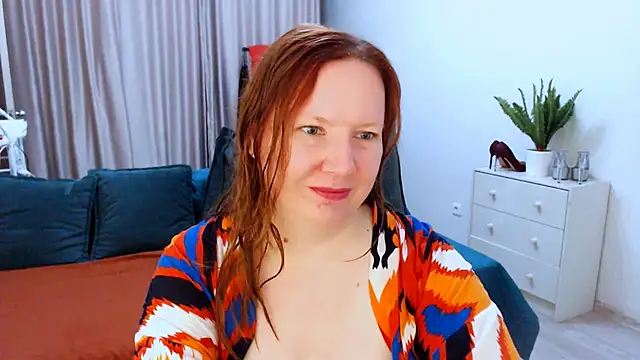 GoddessLara online show from 10/01/25, 11:03