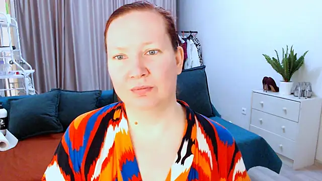 GoddessLara online show from 10/17/25, 03:32