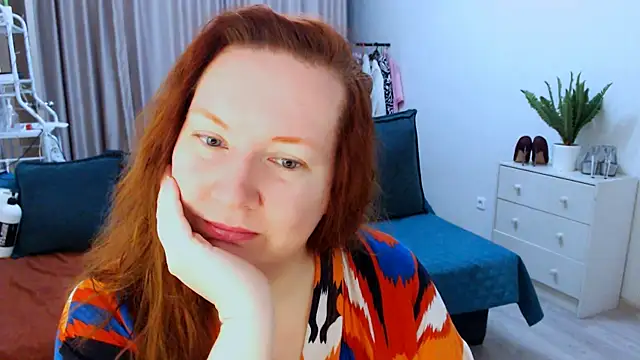 GoddessLara online show from 10/22/25, 04:34