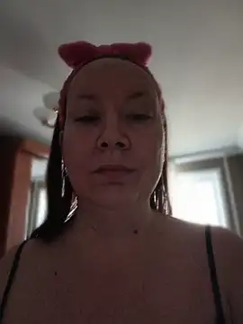 GoddessLara online show from 04/13/26, 01:53