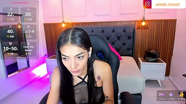 Snapshot of AMELIELEONE chatting on 07/02/26, 12:33 AMELIELEONE online show from 07/02/26, 12:33