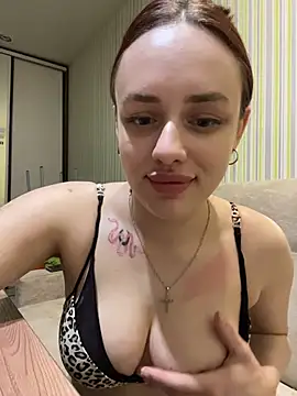 Lisaaan online show from 03/31/26, 10:12