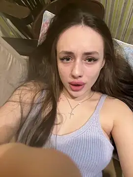 Lisaaan online show from 11/25/25, 06:47