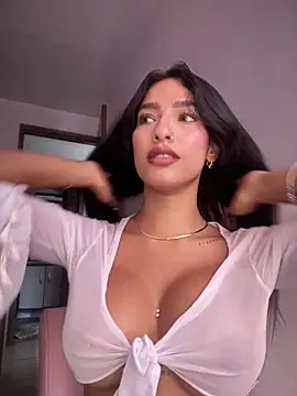 DulceLenns online show from 11/06/25, 06:01