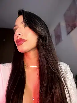 DulceLenns online show from 01/10/26, 06:25