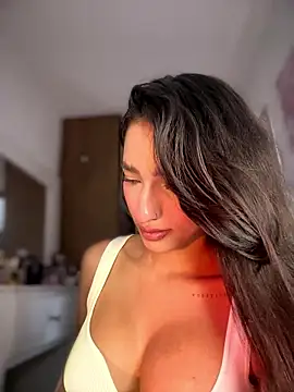 DulceLenns online show from 01/18/26, 06:55