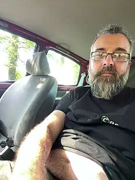 Snapshot of jim470 chatting on 07/07/26, 03:37 jim470 online show from 07/07/26, 03:37