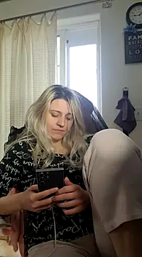 Snapshot of ScarletCallings420 chatting on 02/28/25, 06:09 ScarletCallings420 online show from 02/28/25, 06:09