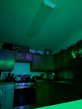 Snapshot of ScarletCallings420 chatting on 12/05/24, 06:28 ScarletCallings420 online show from 12/05/24, 06:28