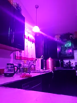 Snapshot of ScarletCallings420 chatting on 02/27/25, 04:32 ScarletCallings420 online show from 02/27/25, 04:32