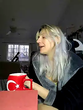 Snapshot of ScarletCallings420 chatting on 01/24/25, 06:56 ScarletCallings420 online show from 01/24/25, 06:56