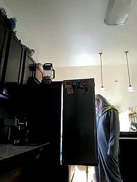 Snapshot of ScarletCallings420 chatting on 01/28/25, 10:56 ScarletCallings420 online show from 01/28/25, 10:56