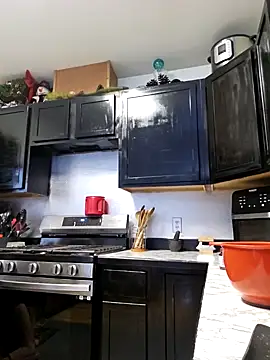 Snapshot of ScarletCallings420 chatting on 02/10/25, 07:28 ScarletCallings420 online show from 02/10/25, 07:28