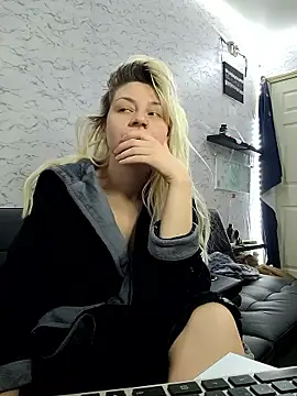 ScarletCallings420 online show from 01/11/26, 08:16