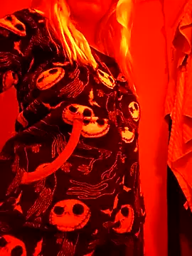 ScarletCallings420 online show from 11/23/25, 01:43