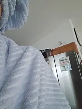 Snapshot of ScarletCallings420 chatting on 11/16/25, 07:07 ScarletCallings420 online show from 11/16/25, 07:07