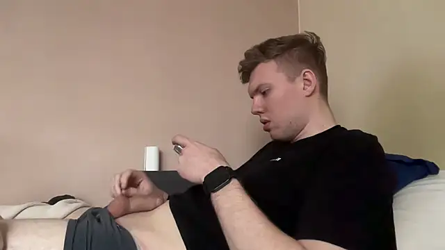 sexybooii6968 online show from 02/15/26, 01:21