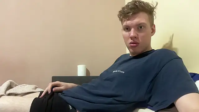 sexybooii6968 online show from 11/08/25, 03:59