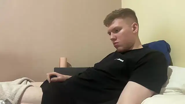 sexybooii6968 online show from 04/06/26, 08:21