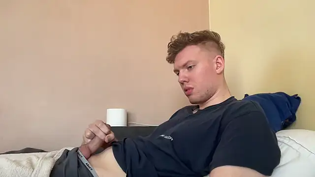 sexybooii6968 online show from 03/01/26, 11:43