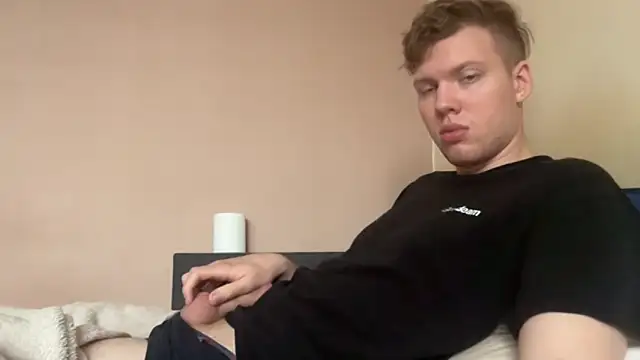 sexybooii6968 online show from 10/26/25, 10:59