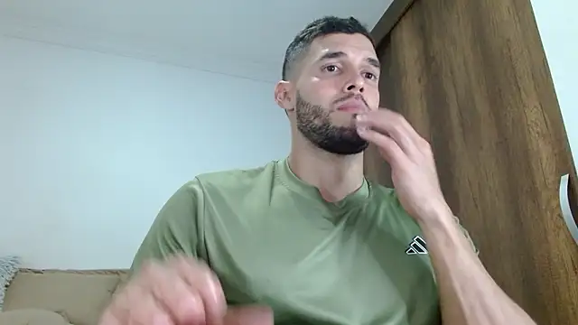 Noah jhonsonn online show from 02/14/26, 03:40