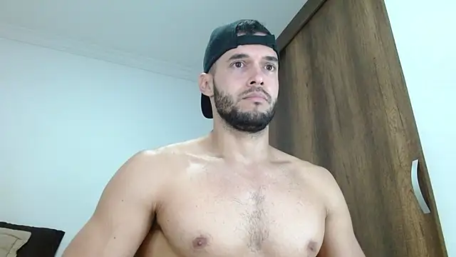 Snapshot of Noah_jhonsonn chatting on 12/17/25, 11:37 Noah jhonsonn online show from 12/17/25, 11:37