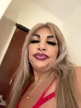 Snapshot of scarlett_sexx69 chatting on 12/04/25, 11:31 scarlett sexx69 online show from 12/04/25, 11:31