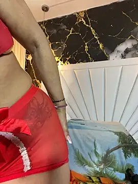 Snapshot of scarlett_sexx69 chatting on 06/05/26, 12:00 scarlett sexx69 online show from 06/05/26, 12:00