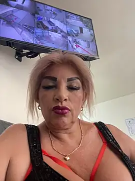 Snapshot of scarlett_sexx69 chatting on 09/10/25, 06:51 scarlett sexx69 online show from 09/10/25, 06:51