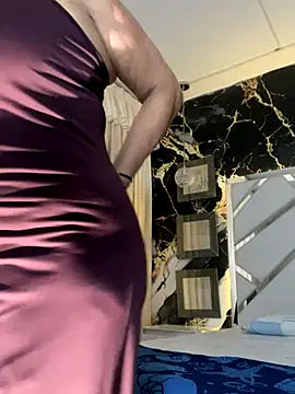 Snapshot of scarlett_sexx69 chatting on 11/22/25, 11:31 scarlett sexx69 online show from 11/22/25, 11:31