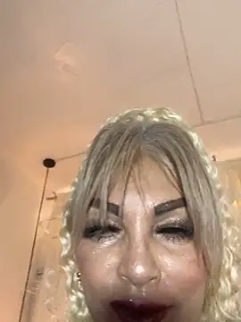 Snapshot of scarlett_sexx69 chatting on 11/03/25, 11:36 scarlett sexx69 online show from 11/03/25, 11:36