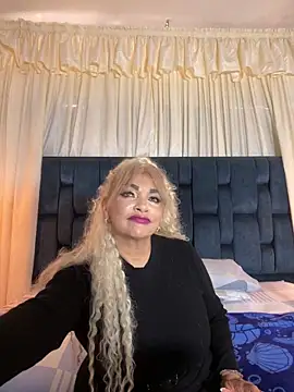 Snapshot of scarlett_sexx69 chatting on 11/11/25, 11:38 scarlett sexx69 online show from 11/11/25, 11:38