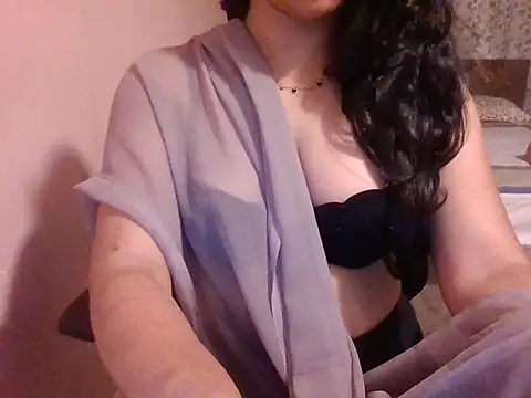 Pinky 4 online show from 09/28/25, 02:24