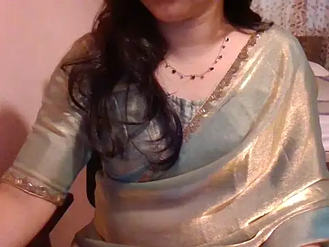 Snapshot of Pinky_4 chatting on 06/21/26, 04:18 Pinky 4 online show from 06/21/26, 04:18