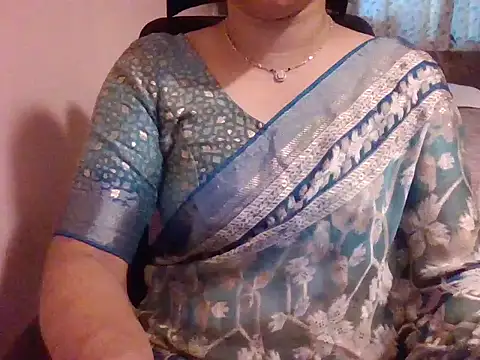 Pinky 4 online show from 10/22/25, 03:17